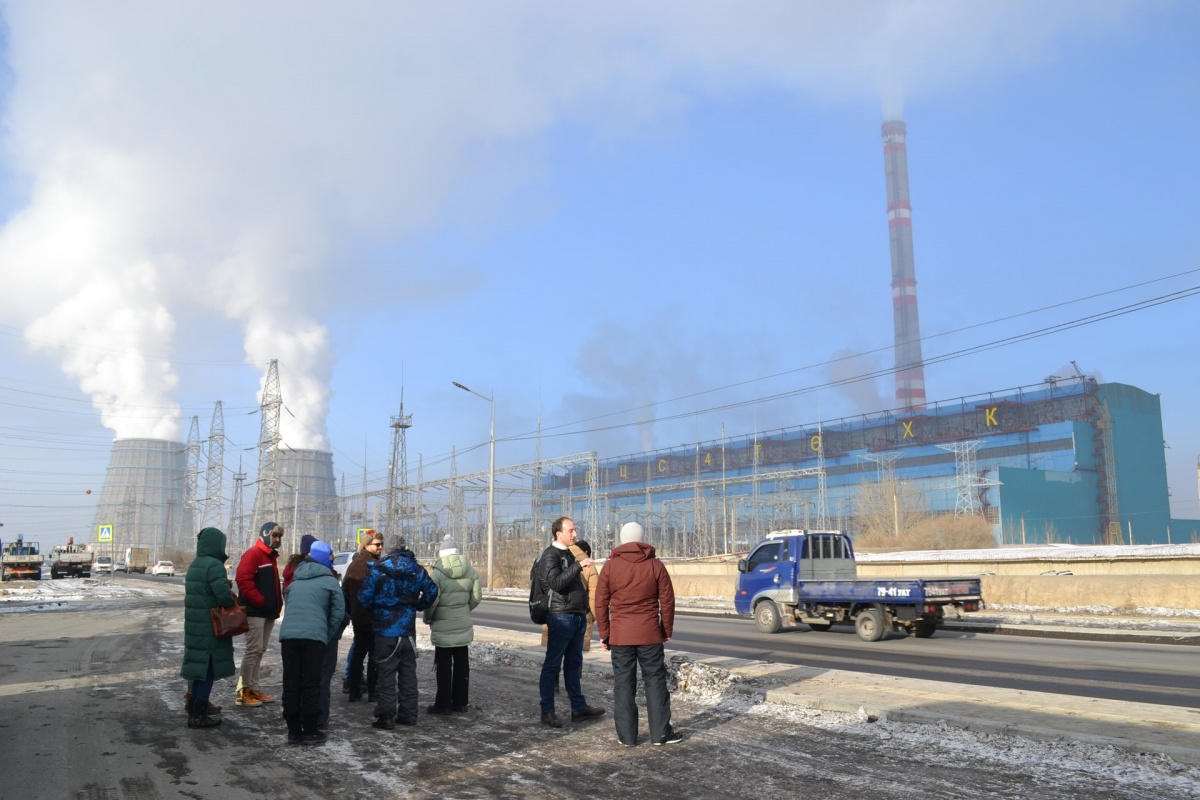 MIT Students at a coal-powered power plant in Ulaanbataar